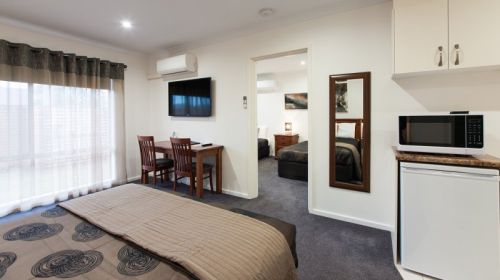 1 Bedroom Exec Family Room